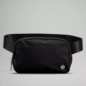 Black Lululemon belt bag